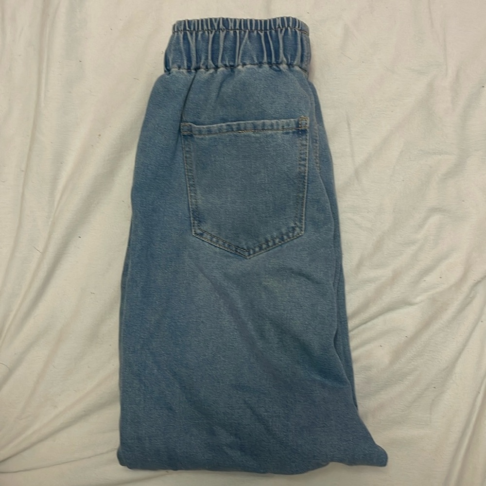 FOREVER 21 baggy jeans